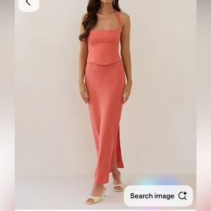 Elegant Coral Sleeveless Dress

Park and fifth Colby set